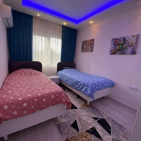 Апартаменти Sky Hill 9 *